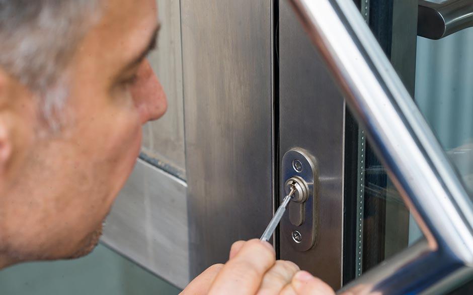 changer serrure porte Levallois-Perret